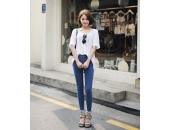 NHỮNG CÁCH PHỐI ÁO THUN CỔ TRÒN ĐẸP NHẤT CHO NỮ